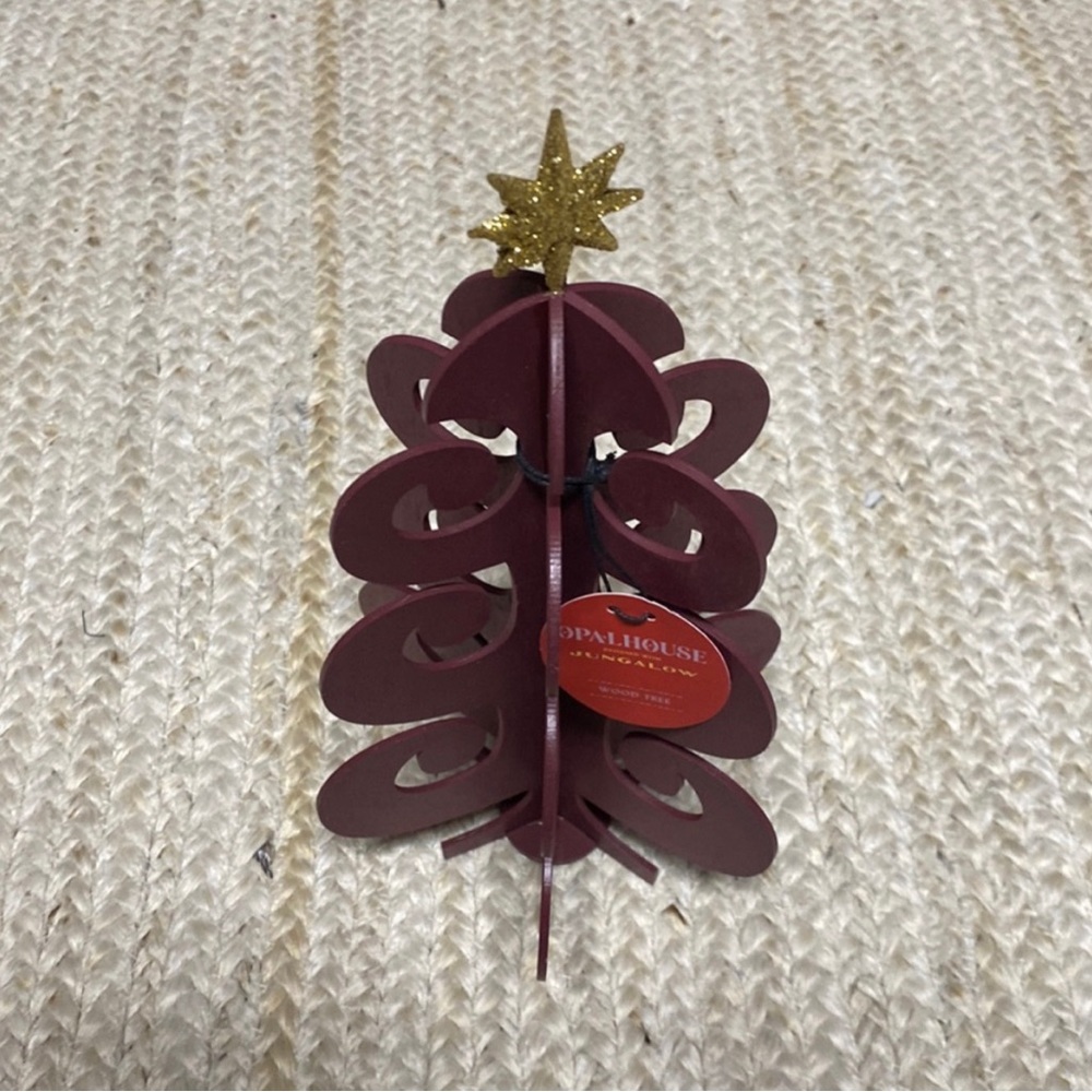 🔥 Opalhouse Jungalow Red Wood Swirl Christmas Tree Decor w/Gold Star - Picture 2 of 4